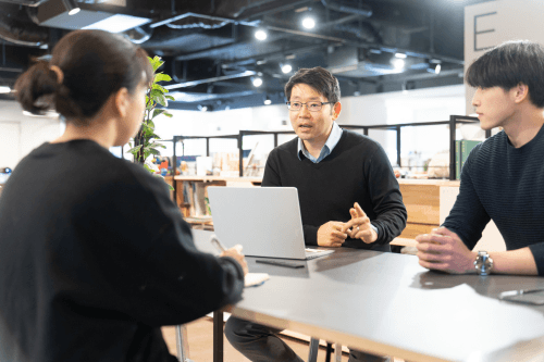 梅光学院大学 国際学部 国際学科のChao, Aaron准教授